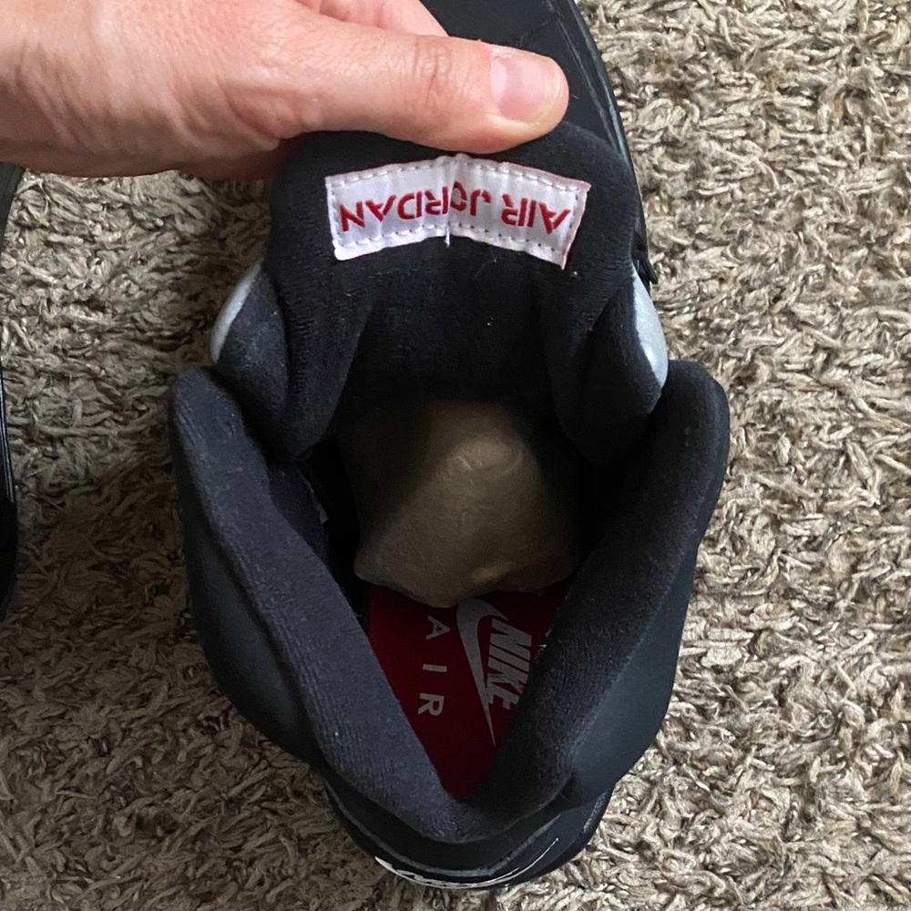Air Jordan Retro 5 Sneakers - 2016 - Picture 5 of 12